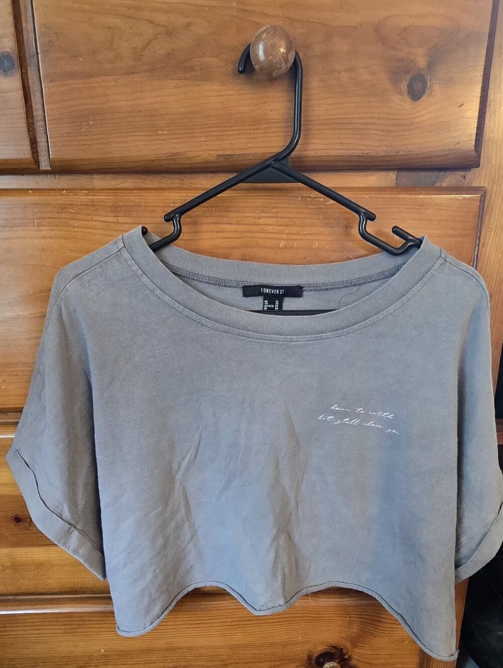Forever 21 Light Gray Cropped Tee with White Script, Juniors XL